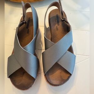 Clark's Silver Criss Cross Women's Sandals